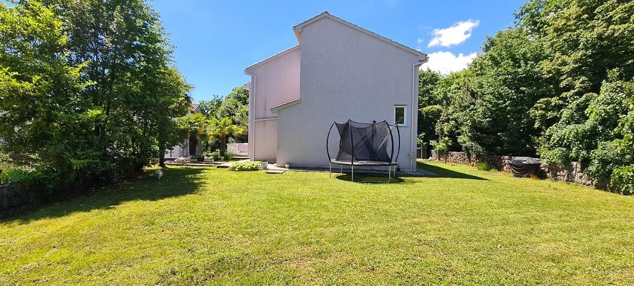Apartment Garden & Sea Volosko