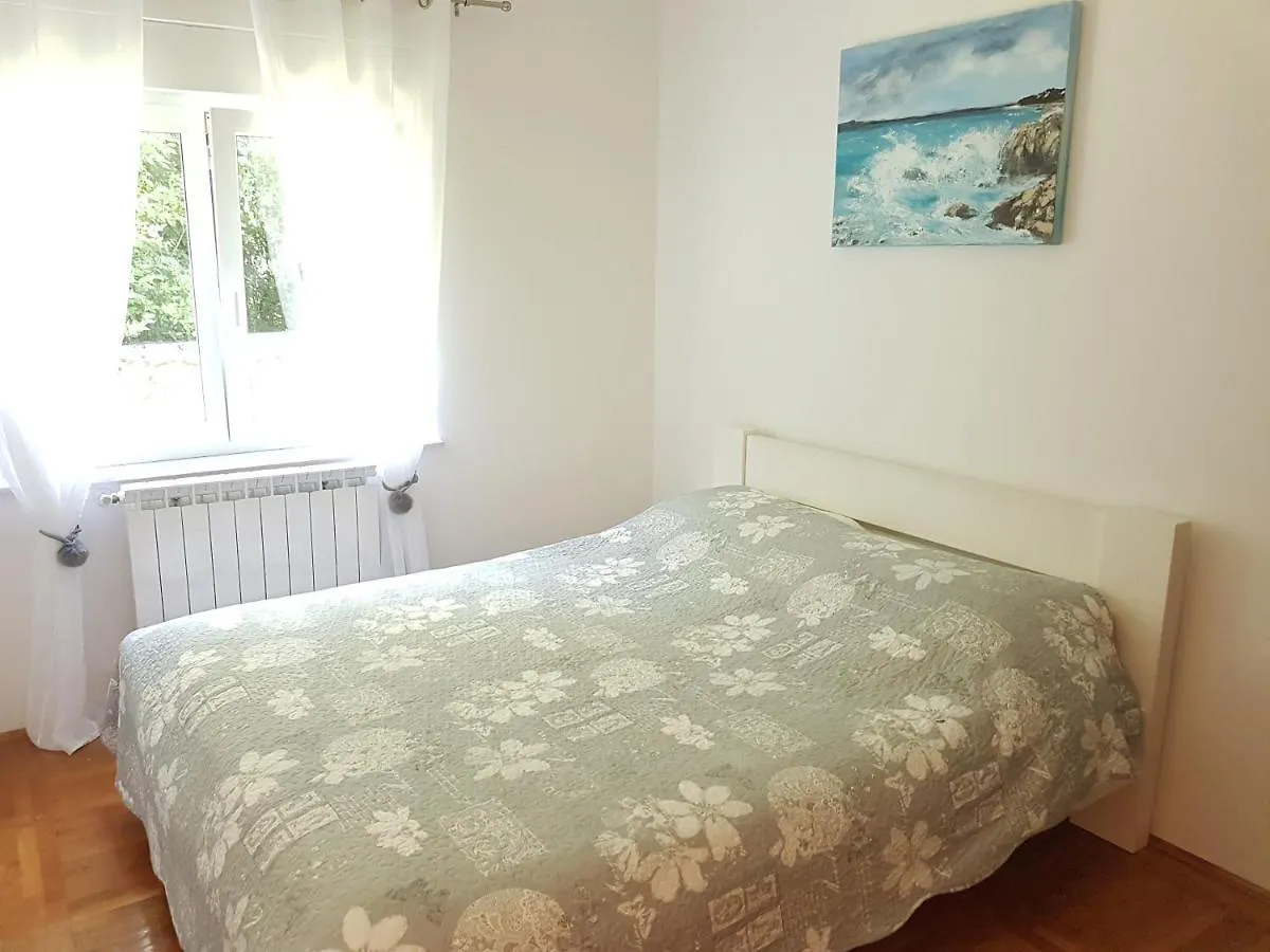 Apartment Garden & Sea Volosko Croatia